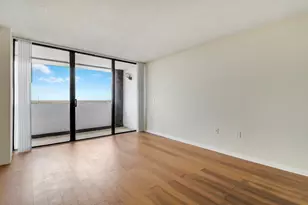 5600 N Flagler Dr, West Palm Beach, FL 33407 - Photo 22