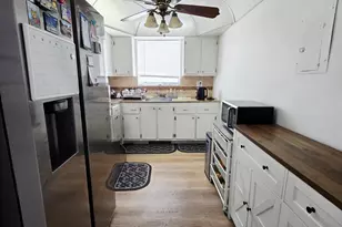 137 Golden Isles Dr, Hallandale Beach, FL 33009 - Photo 12