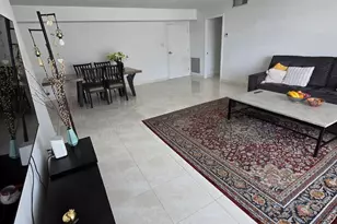 137 Golden Isles Dr, Hallandale Beach, FL 33009 - Photo 8