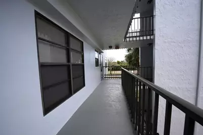 4700 Lucerne Lakes Boulevard #308, Lake Worth, FL 33467 - Photo 2