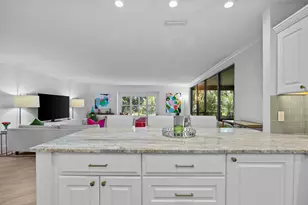 13254 Polo Club Rd, Wellington, FL 33414 - Photo 10