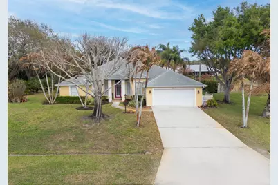 2017 SE Allamanda Drive, Port Saint Lucie, FL 34952 - Photo 1