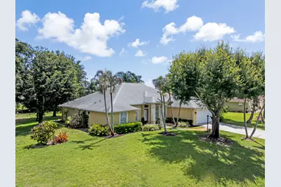 2017 SE Allamanda Drive, Port Saint Lucie, FL 34952 - Photo 2