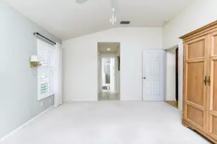 2017 SE Allamanda Dr, Port Saint Lucie, FL 34952 - Photo 16