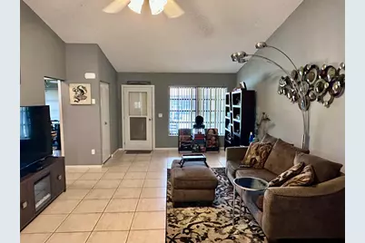 6273 Tall Cypress Circle, Greenacres, FL 33463 - Photo 6