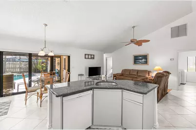 6016 Sunberry Circle, Boynton Beach, FL 33437 - Photo 18