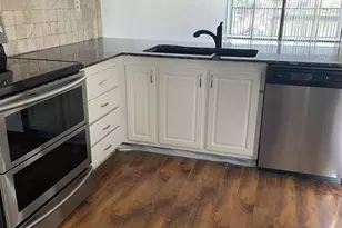 6 Royal Palm Way, Boca Raton, FL 33432 - Photo 4