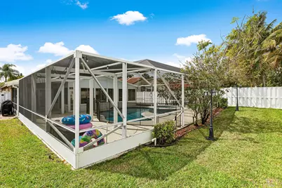 4797 NW 7th Place, Deerfield Beach, FL 33442 - Photo 32