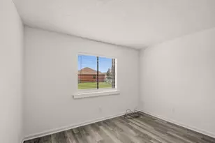 2317 SE Gillette Ave, Port Saint Lucie, FL 34952 - Photo 24