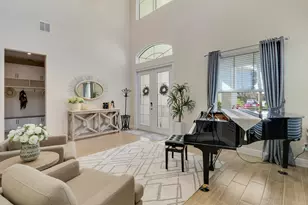 2475 NE Evinrude Cir, Jensen Beach, FL 34957 - Photo 10