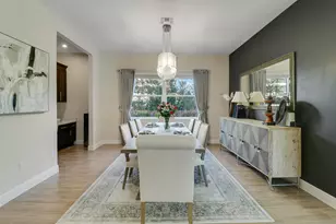 2475 NE Evinrude Cir, Jensen Beach, FL 34957 - Photo 14