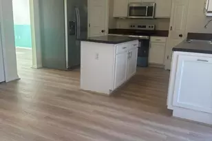 1673 SW Schleicher Ln, Port Saint Lucie, FL 34984 - Photo 10