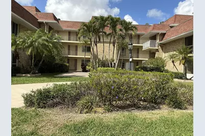 5500 Tamberlane Circle #104, Palm Beach Gardens, FL 33418 - Photo 2