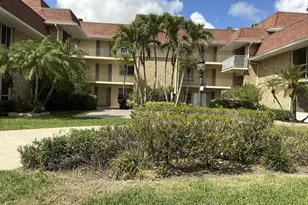 5500 Tamberlane Cir, Palm Beach Gardens, FL 33418 - Photo 2