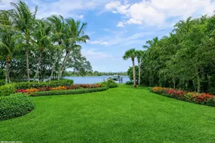 12025 SE Laurel Ln, Hobe Sound, FL 33455 - Photo 2