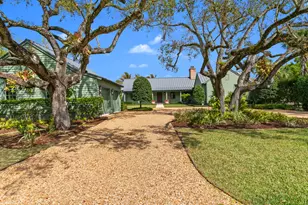 12025 SE Laurel Ln, Hobe Sound, FL 33455 - Photo 4