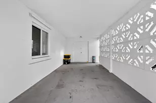 2010 SW 6th Ave, Boynton Beach, FL 33426 - Photo 4