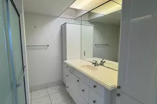 301 Wellington F, West Palm Beach, FL 33417 - Photo 22