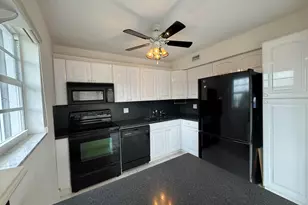 301 Wellington F, West Palm Beach, FL 33417 - Photo 12