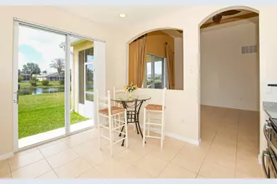 350 SW Lake Forest Way, Port Saint Lucie, FL 34986 - Photo 10