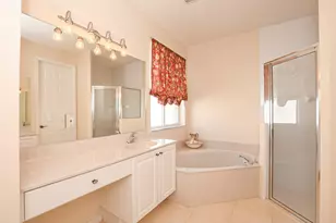 350 SW Lake Forest Way, Port Saint Lucie, FL 34986 - Photo 18