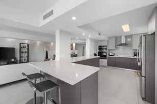 10180 W Bay Harbor Dr, Bay Harbor Islands, FL 33154 - Photo 14