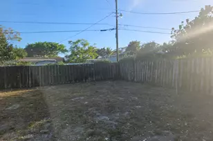 720 Locust St, West Palm Beach, FL 33405 - Photo 18