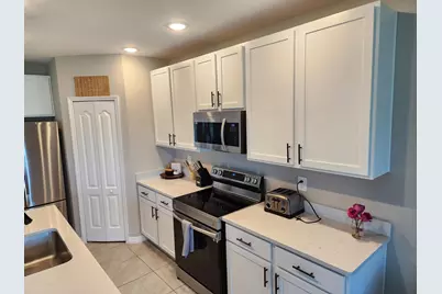 10638 SW Vasari Way, Port Saint Lucie, FL 34987 - Photo 8