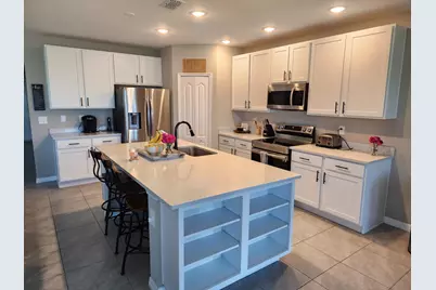 10638 SW Vasari Way, Port Saint Lucie, FL 34987 - Photo 6