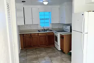 804 Ridgewood Dr, West Palm Beach, FL 33405 - Photo 8