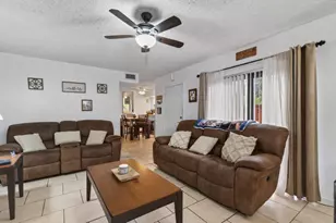 3838 Victoria Dr, West Palm Beach, FL 33406 - Photo 6