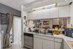 3838 Victoria Dr, West Palm Beach, FL 33406 - Photo 22