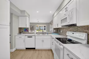 7669 Springwater Pl, Boynton Beach, FL 33437 - Photo 20