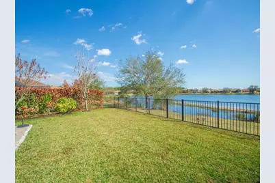 1804 Berkshire Circle SW, Vero Beach, FL 32968 - Photo 24