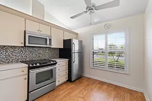 7711 SE Sugar Sand Circle E, Hobe Sound, FL 33455 - Photo 18