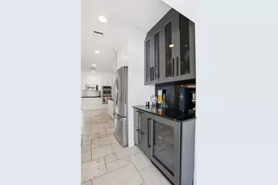 309 NE 8th Avenue, Delray Beach, FL 33483 - Photo 16