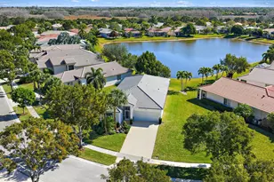 2737 Clipper Cir, West Palm Beach, FL 33411 - Photo 2