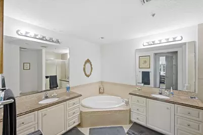 36 Harbour Isle Drive W #106, Fort Pierce, FL 34949 - Photo 16