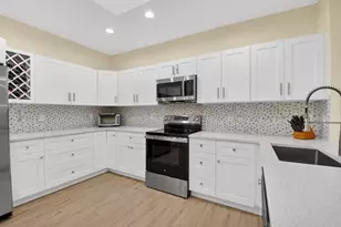 8350 Springlake Dr, Boca Raton, FL 33496 - Photo 14