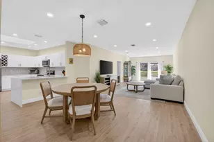 8350 Springlake Dr, Boca Raton, FL 33496 - Photo 6