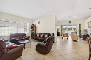 2707 Clipper Cir, West Palm Beach, FL 33411 - Photo 14