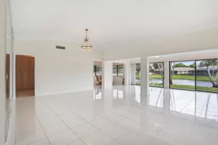 10426 Vereda Cir, Boynton Beach, FL 33436 - Photo 6
