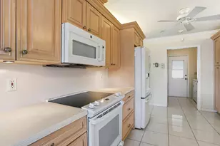 10426 Vereda Cir, Boynton Beach, FL 33436 - Photo 18