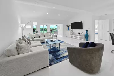 7369 Orangewood Lane #303, Boca Raton, FL 33433 - Photo 8