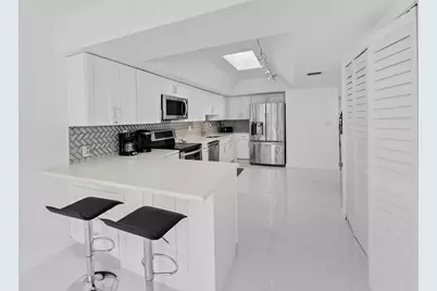 7369 Orangewood Lane #303, Boca Raton, FL 33433 - Photo 14