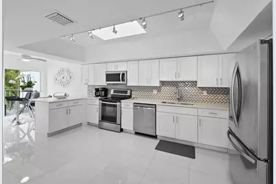 7369 Orangewood Lane #303, Boca Raton, FL 33433 - Photo 10