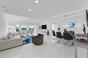 7369 Orangewood Ln, Boca Raton, FL 33433 - Photo 6