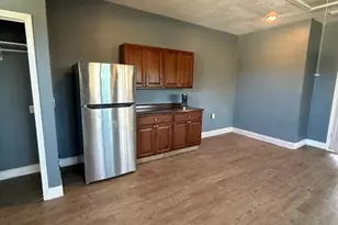 905 5th Pl, Vero Beach, FL 32962 - Photo 2