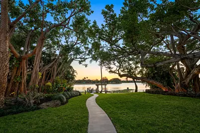 1080 Lake Drive, Delray Beach, FL 33444 - Photo 52