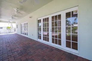 199 NW 7th St, Boca Raton, FL 33432 - Photo 26